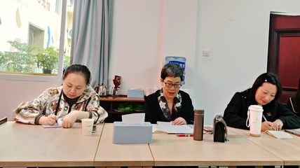 深化專業(yè)引領(lǐng)，共筑心理防線——眉山開展心理咨詢案例督導(dǎo)活動(dòng)暨社會(huì)心理服務(wù)研討會(huì)紀(jì)實(shí)